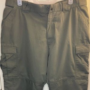 5.11 Tactical Series 2XL (43.5-47)